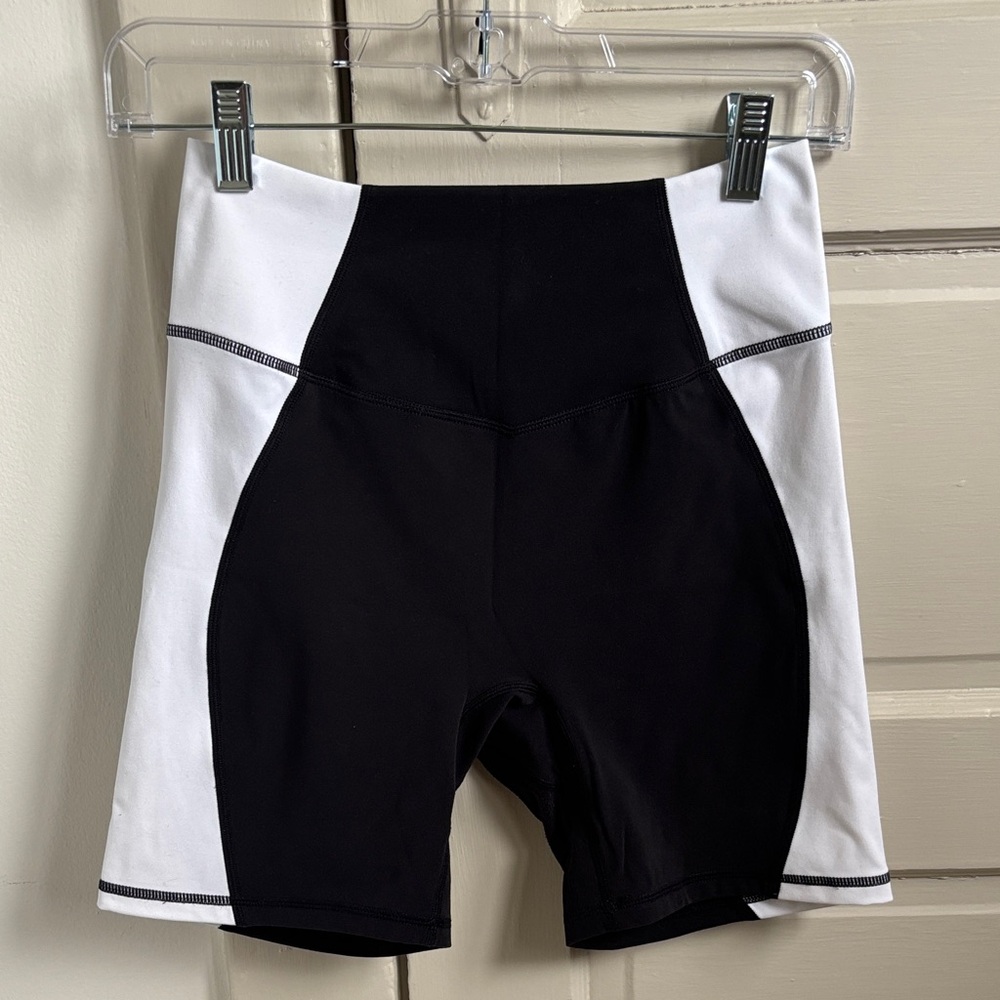 BuffBunny Aurora Short Medium